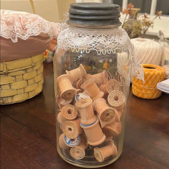 Vintage large Ball Glass Jar with Wooden Spools and Lace - Picture 6 of 6